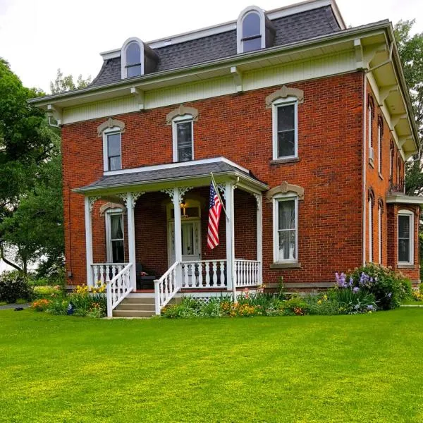 The Vine Bed & Breakfast, LLC，位于敦提的酒店