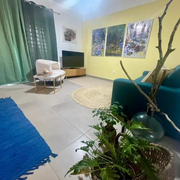 Apt 1 chb belle déco résidence avec piscine，位于Rémiré的酒店