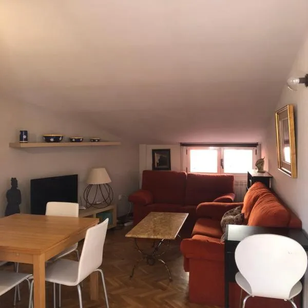 Apartamento Turístico Sigüenza，位于锡古恩萨的酒店