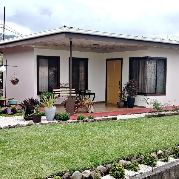 Hospedaje con relajante Vista，位于格雷西亚的酒店