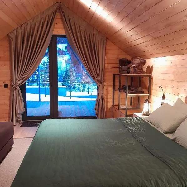 Shymbulak Medeu Camp，位于阿拉木图的酒店