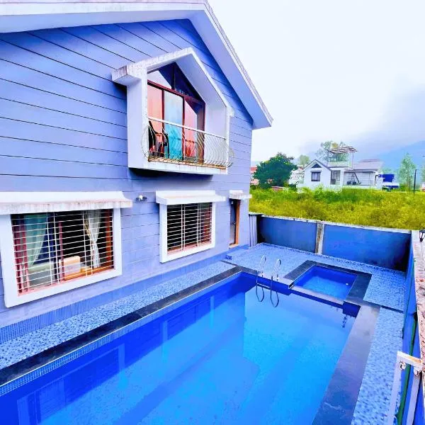 StayMist - Aegis Poolside Villa，位于罗纳瓦拉的酒店