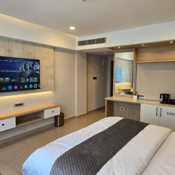 MoonBasa Boutique Hotel and Spa Infopark , Kakkanad，位于科钦的酒店
