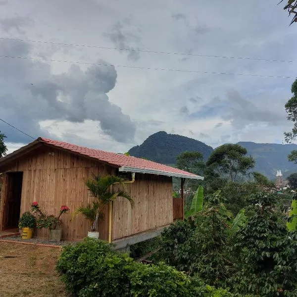 Cabaña octaluz，位于贾丁的酒店