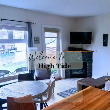 High Tide - Waterfront bachelor，位于托菲诺的酒店
