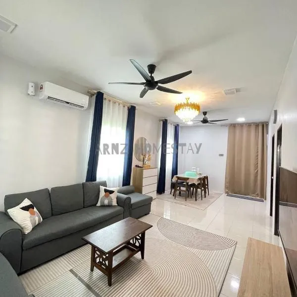 ARNZ Homestay-Fully Aircond，位于安顺的酒店