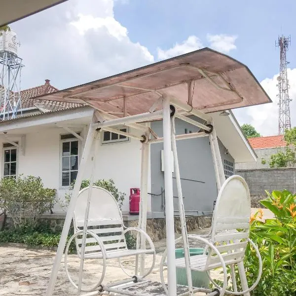 Villa Bunga Guest House RedPartner，位于玛琅的酒店