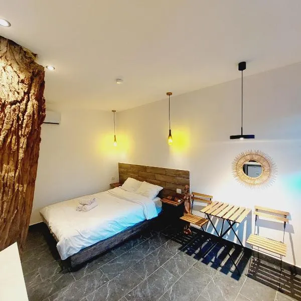 R&B Tree House，位于埃拉特的酒店