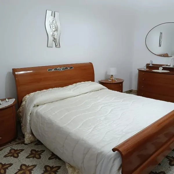 Antico Pistacchieto in Centro Storico，位于布龙泰的酒店