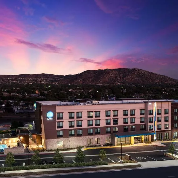 Tru by Hilton Norco Eastvale，位于诺科的酒店