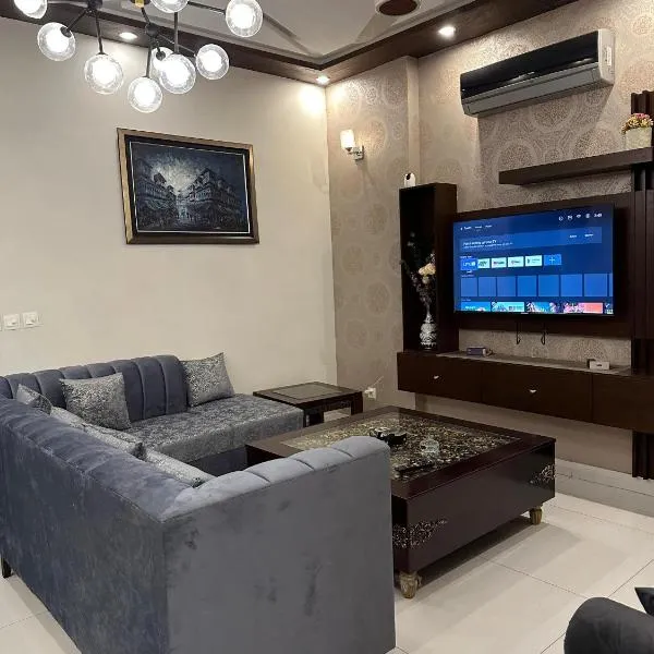Skylark Lodge Bahria Town Lahore，位于拉合尔的酒店
