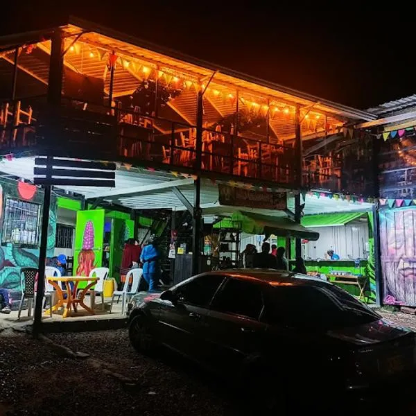 Hospedaje Puerta al Lago，位于Suse的酒店
