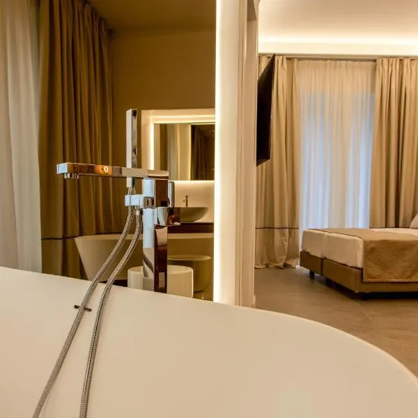 Mamalu - Corso Umberto 35 - Studios and Suites，位于那不勒斯的酒店