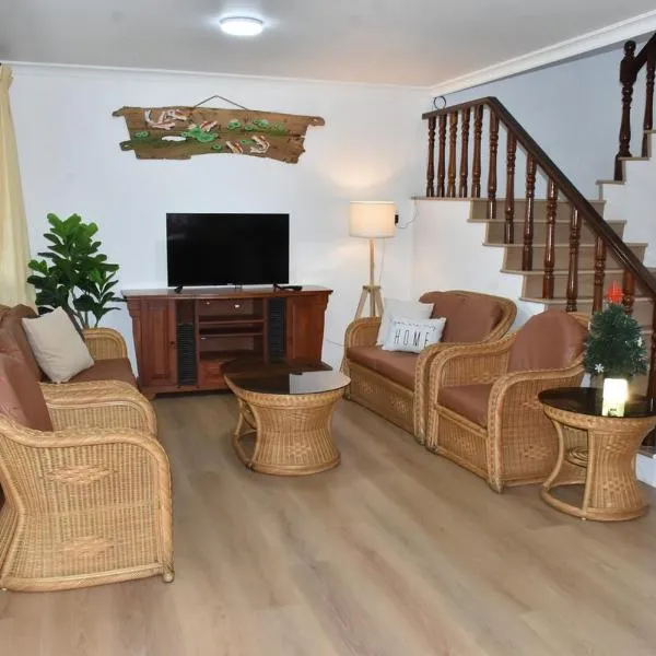 Rain Tree Homestay，位于民都鲁的酒店