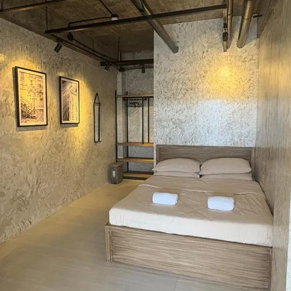Hams Studio 1，位于Moises R. Espinosa Airport的酒店