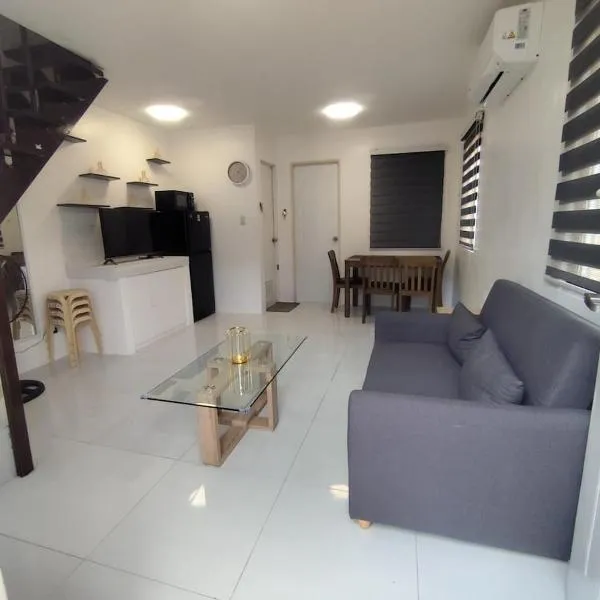 Jody's Transient at Camella Lipa，位于利帕的酒店