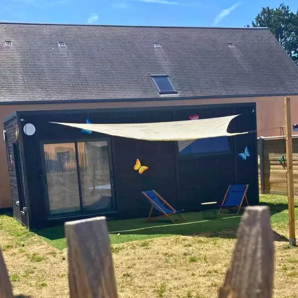 La Roulotte - Tiny House 150m de la Plage，位于波尔特拜的酒店