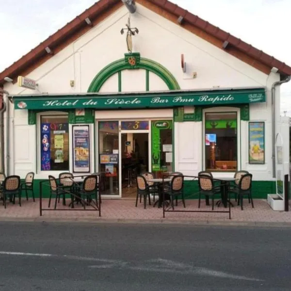 Hôtel du siècle，位于Cercy-la-Tour的酒店