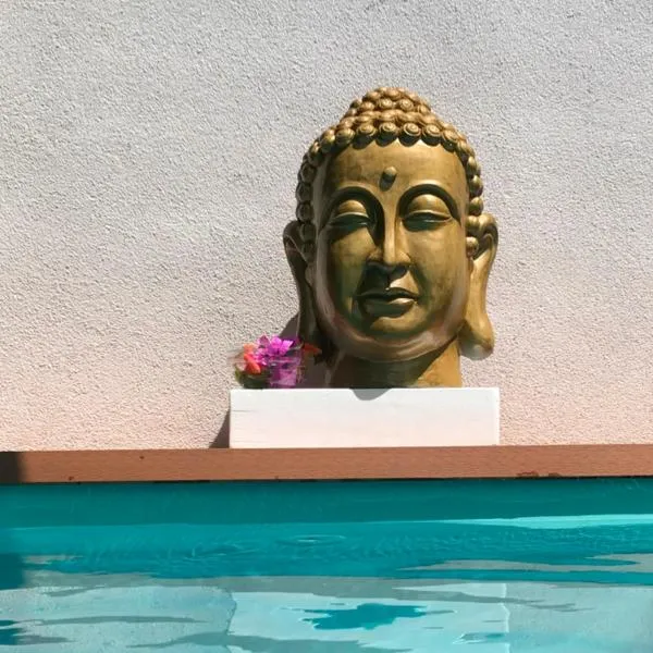 Apartment LOTA with heated pool on top location，位于苏佩塔尔的酒店