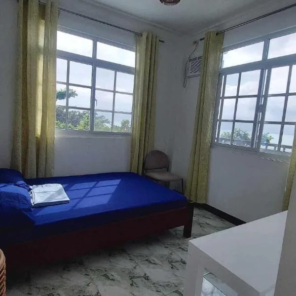 Camacho Beachfront House - A Tranquil Secluded Beach，位于巴旺的酒店