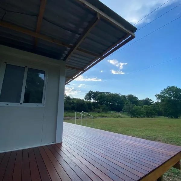 Haven's Hideaway - Tiny Home，位于Burringbar的酒店