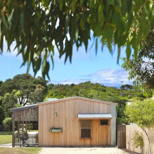 Tea Tree - Private Retreat with Outdoor Bath，位于罗布的酒店