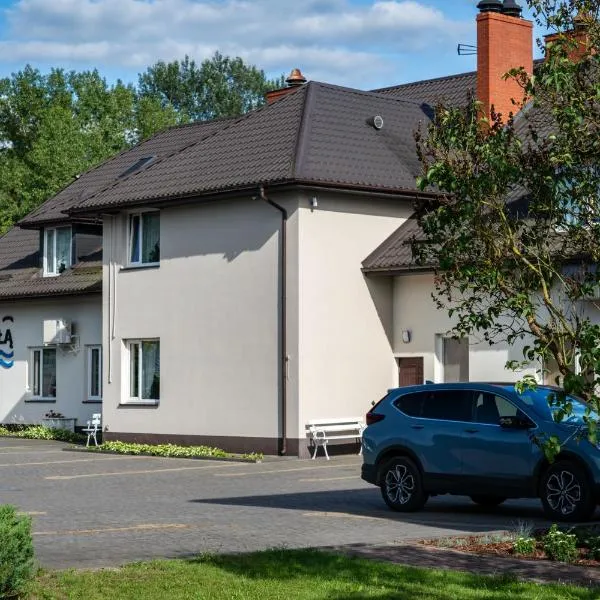 Dom Wypoczynkowy Nad Wisłą，位于普瓦维的酒店