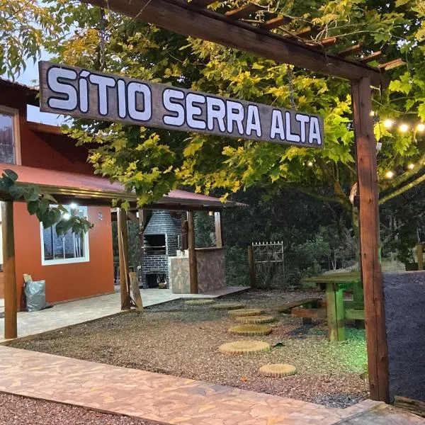 Sítio Familiar Serra Alta，位于Vargedo的酒店