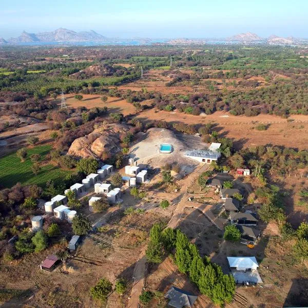 Thour Nature Resort - Jawai Leopard Safari Camp，位于Bāli的酒店