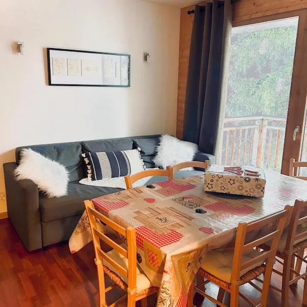 Appartement au pied des pistes Valfrejus，位于莫达讷的酒店