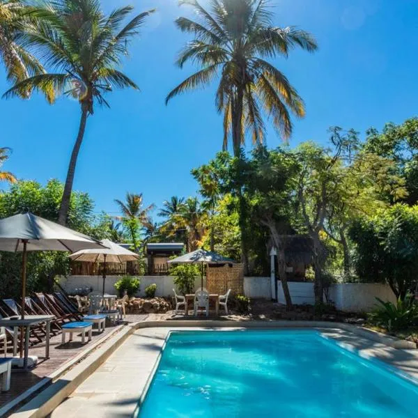 Chez Maggie Hotel & Restaurant，位于穆龙达瓦的酒店