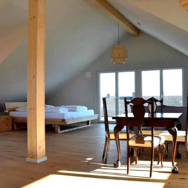 Ammersee Loft，位于Eching的酒店