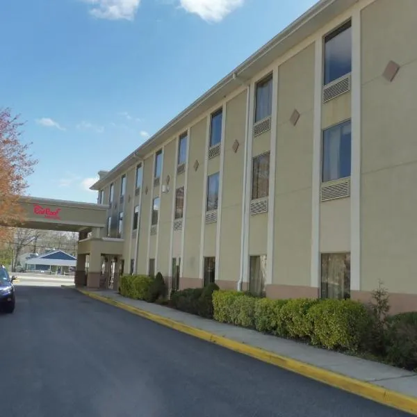 Red Roof Inn & Suites Galloway，位于Galloway (New Jersey)的酒店