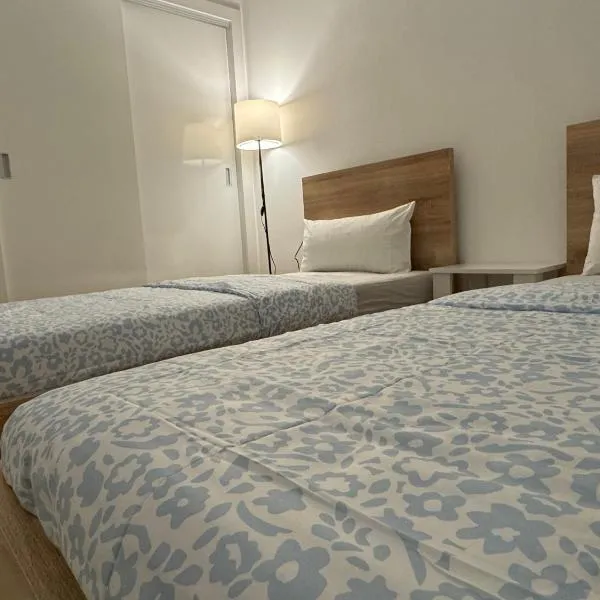Elegante apartamento con dos terrazas en el Centro，位于得土安的酒店