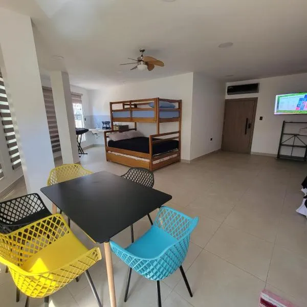 Danna Suite 1 Familiar，位于圣克里斯托瓦尔的酒店