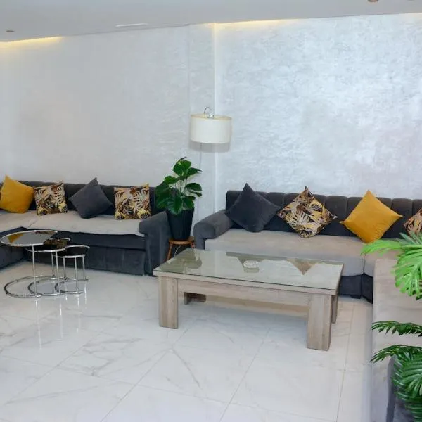 Copacabana Apartment - Sea View，位于盖尼特拉的酒店