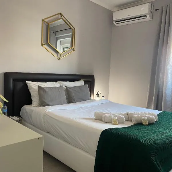 Piedade Central Apartment with Terrace，位于阿尔马达的酒店