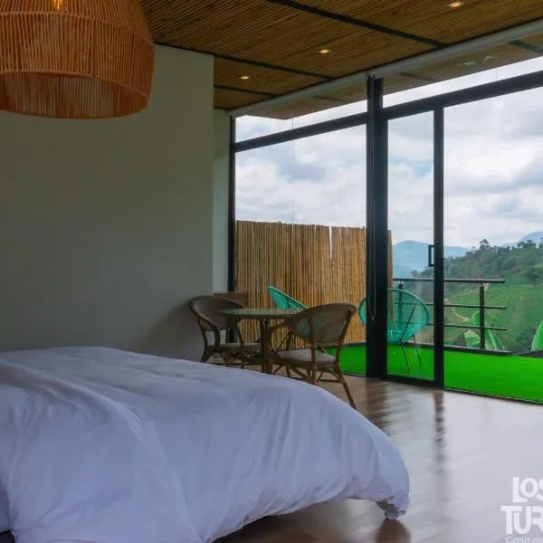 Glamping Los Turpiales，位于Pijao的酒店