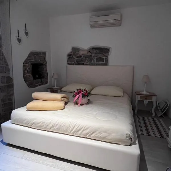 ROMANTIC APARTMENT Lovran - 4 stars，位于Lovran的酒店