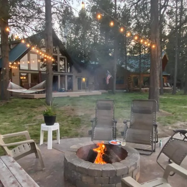 Mt. Bachelor & Sun River Get Away，位于本德的酒店
