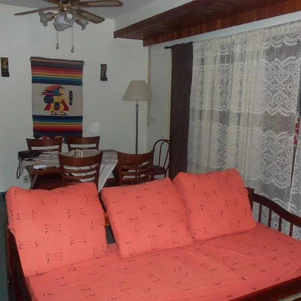 Nice apartment 100 meters away from Playa Brava，位于埃斯特角城的酒店