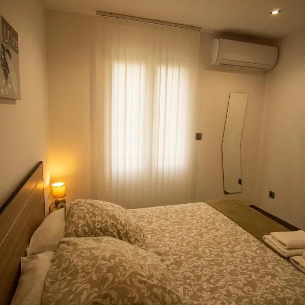 Appartement 1-4 pers - Proche Paris, CDG, Grand Paris Arena - A L'Ombre du Pin "5"，位于Le Pin的酒店