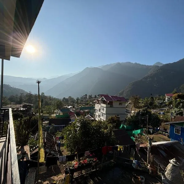 Mountain whisper Homestay，位于Pemayangtse的酒店