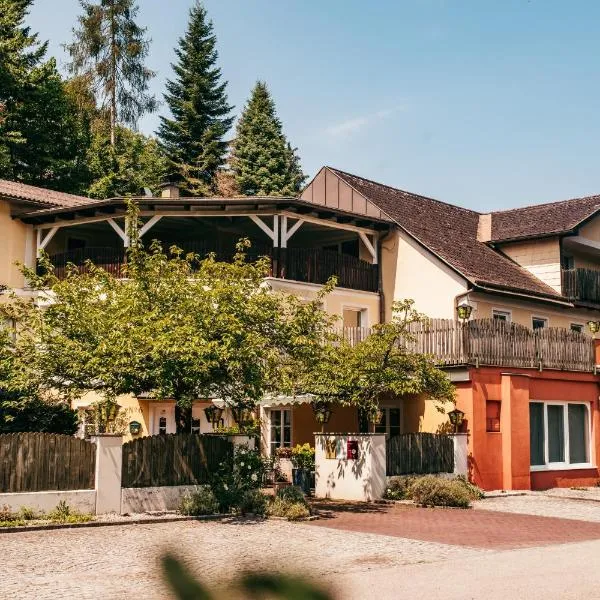 Gasthof Pils，位于Rotheau的酒店