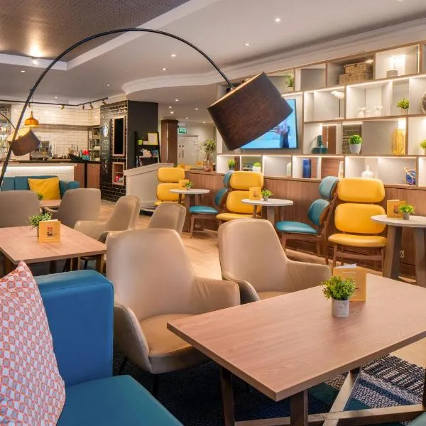 布里斯托菲尔顿假日酒店，位于布里斯托的酒店