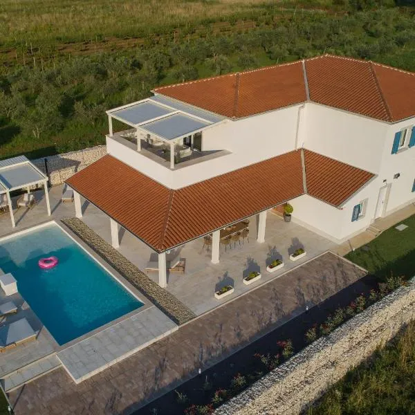 Villa Corsa - luxury villa in Istria,位于巴尔班的酒店