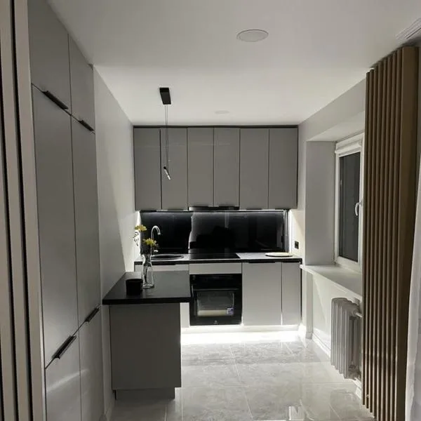 LUX Apartamentai，位于马里扬泊列的酒店