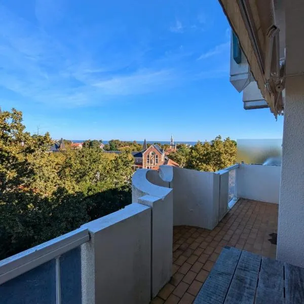 Superbe appartement avec vue sur la mer，位于阿卡雄的酒店