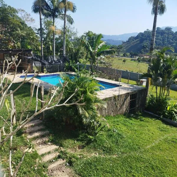 Casa suíça suíte nr3 master luxo 4-pessoas，位于波梅罗迪的酒店