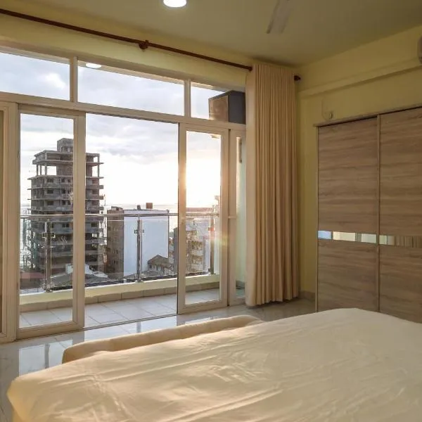 JOY HOLIDAY INN apartment，位于科伦坡的酒店